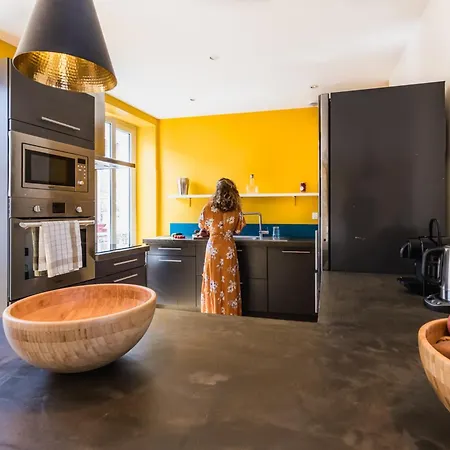 Les Halles Keyweek Duplex With Terrace And Parking In Center Apartament Biarritz