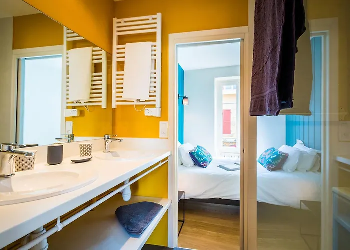 Les Halles Keyweek Duplex With Terrace And Parking In Center * ביאריץ